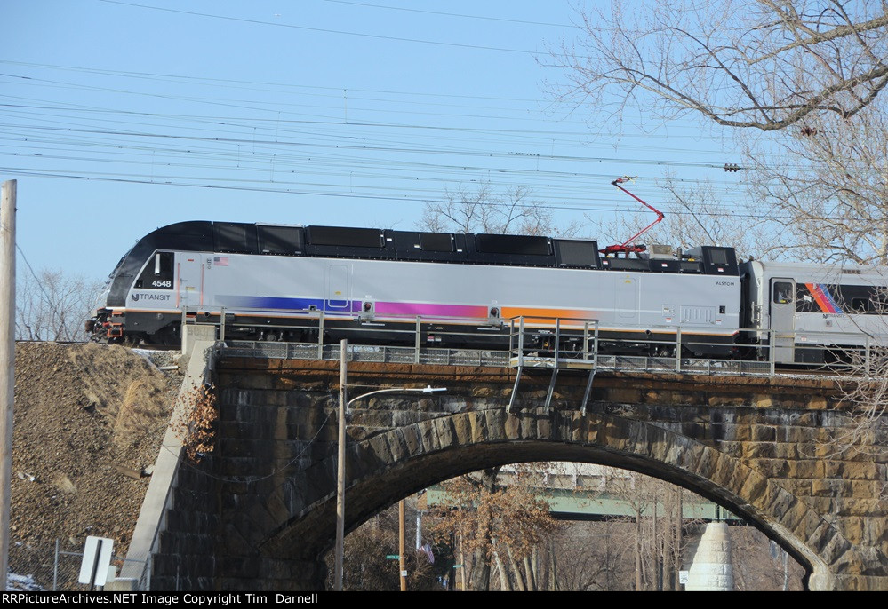 NJT 4548